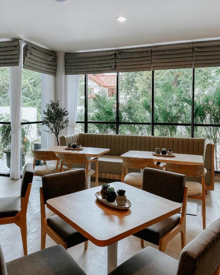Casa Calma Hotel Dżakarta Zewnętrze zdjęcie